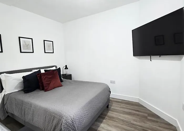 Central Studio In Old Street 1